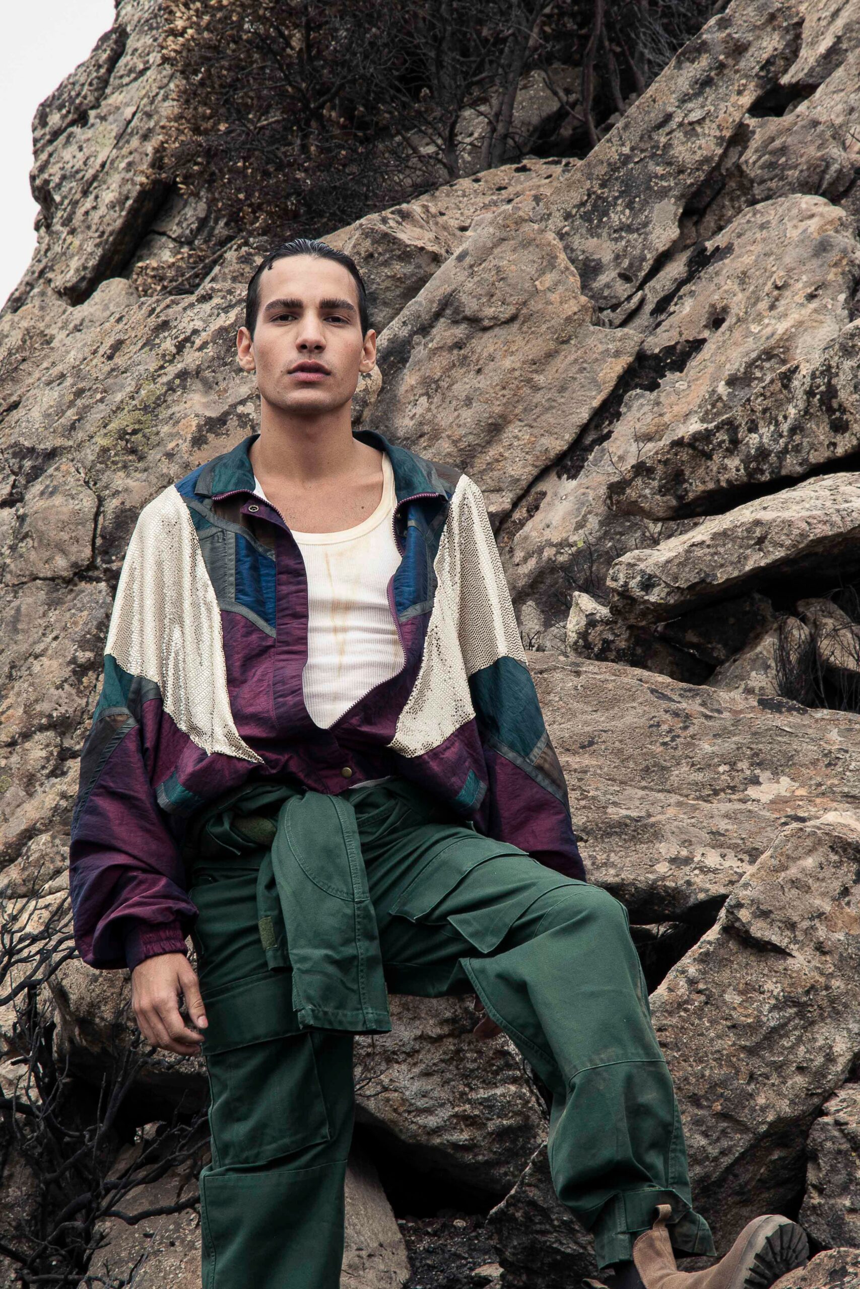 color-blocked jacket with cargo pants