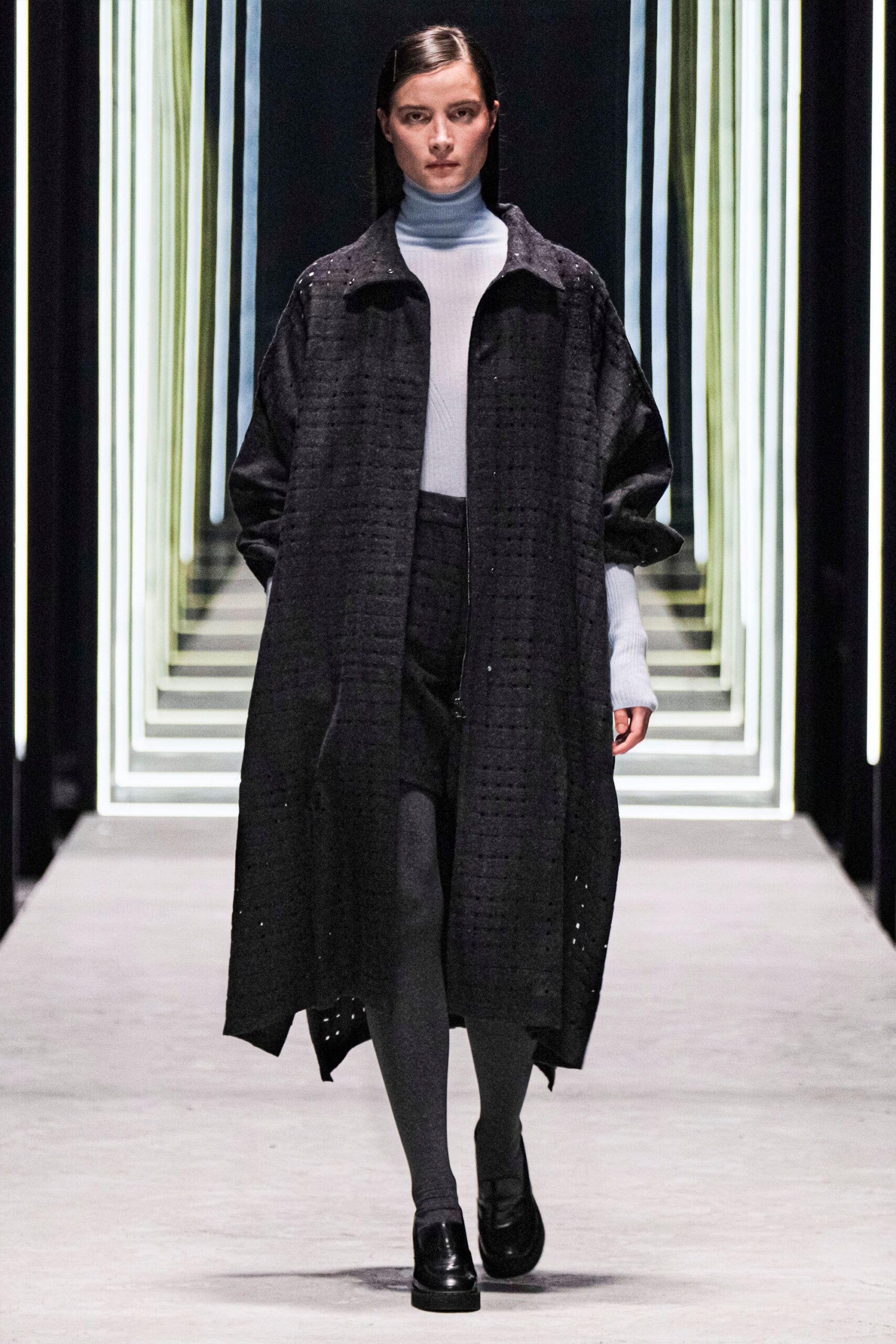 black cotton long-sleeve collared relaxed layered maxi coat