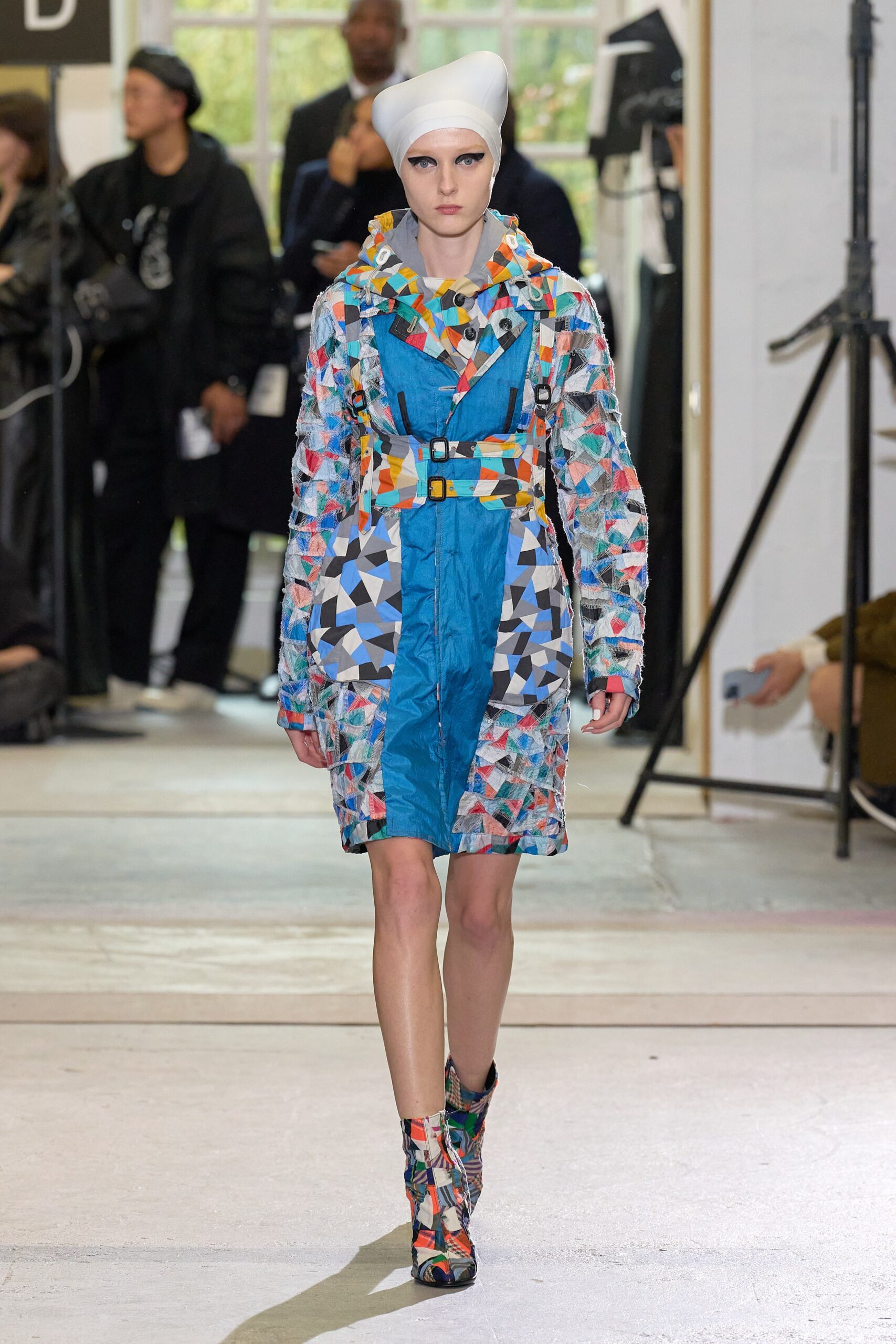 color-blocked short dress with boots