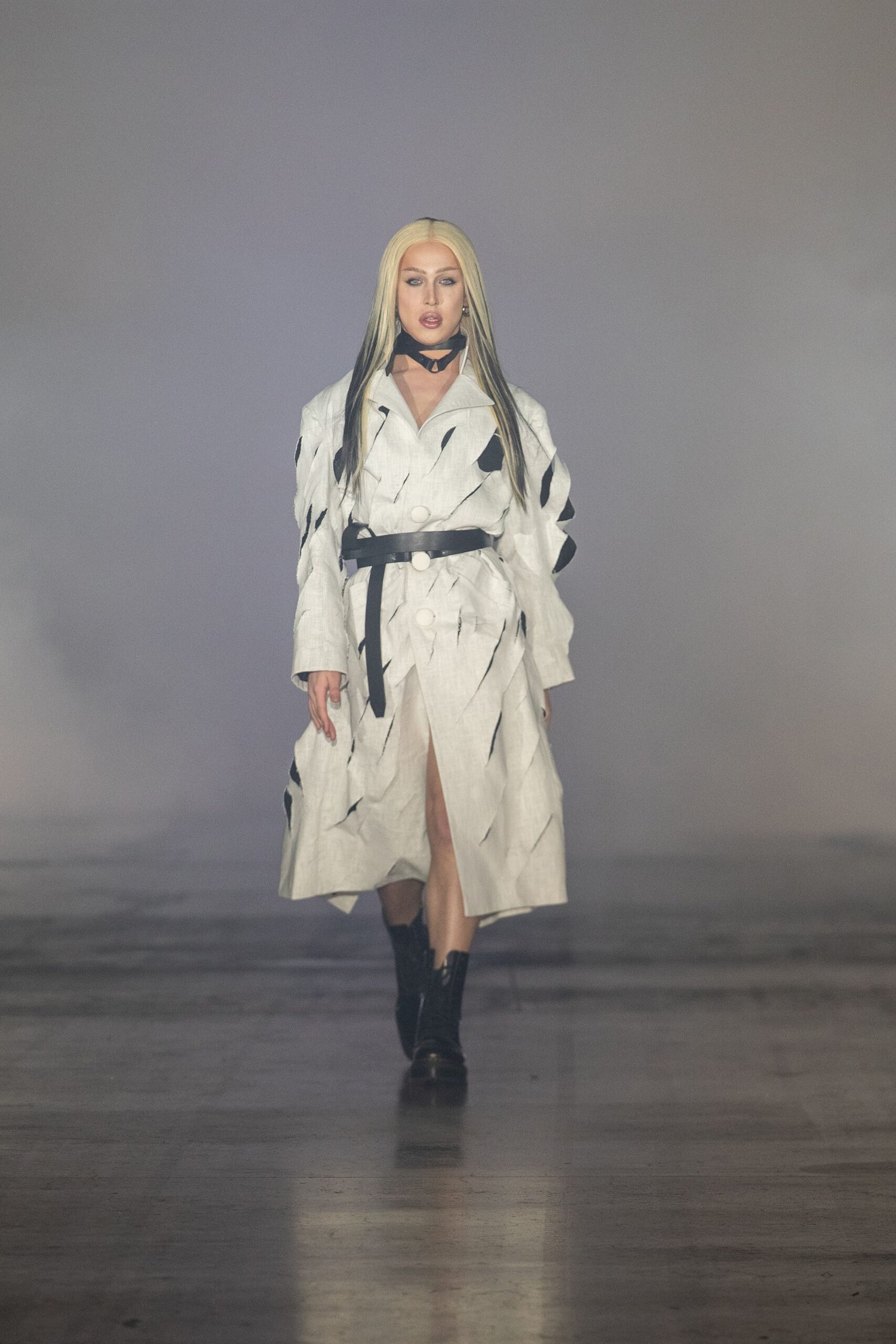 white cotton long-sleeve collared fitted layered belted coat