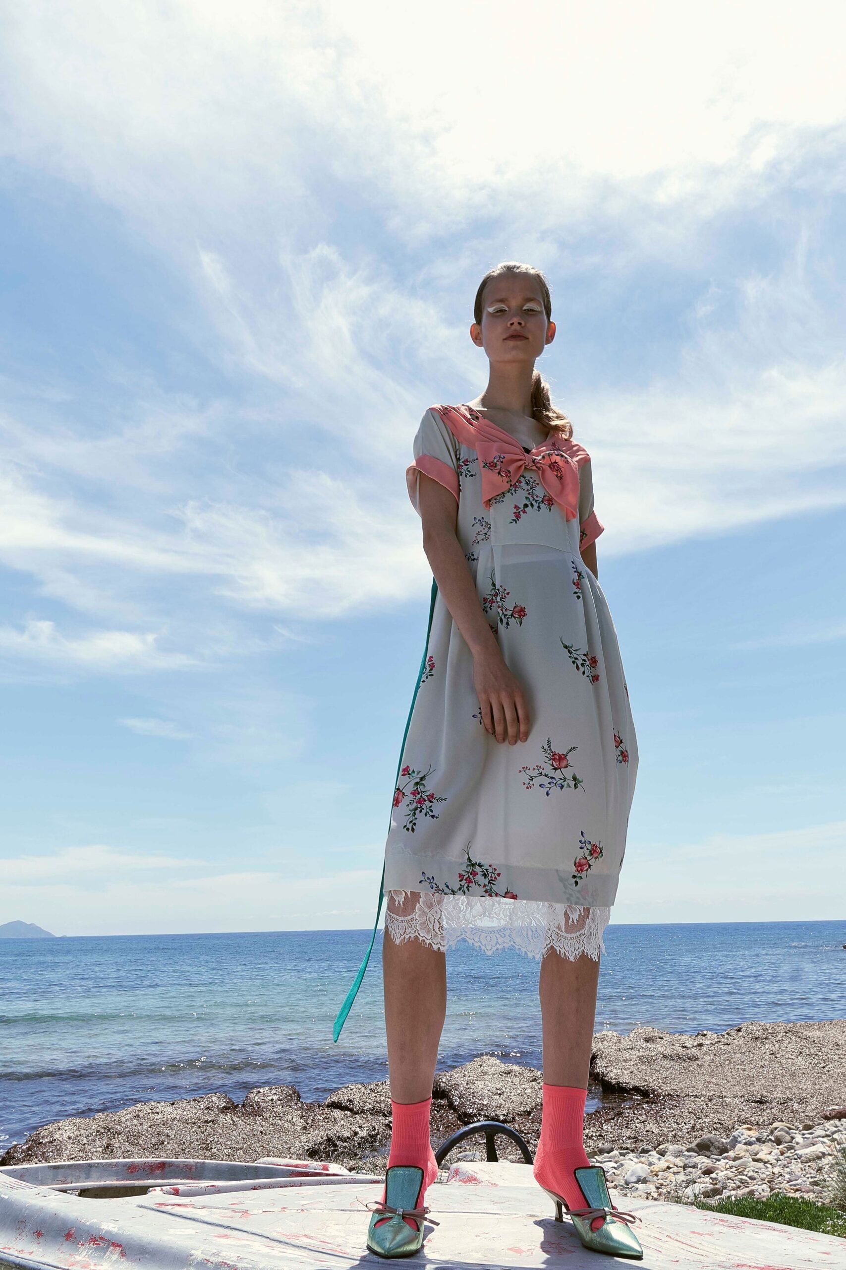gray floral relaxed midi dress