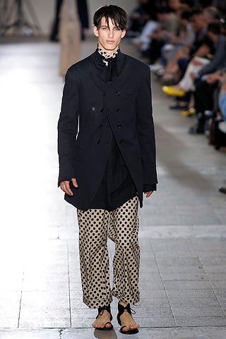 black cotton long-sleeve collared tailored buttoned coat