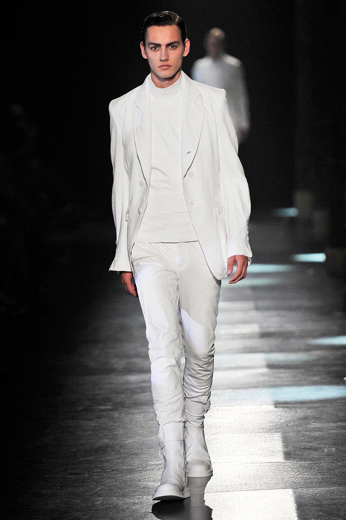 white cotton long-sleeve collared tailored straight-leg suit