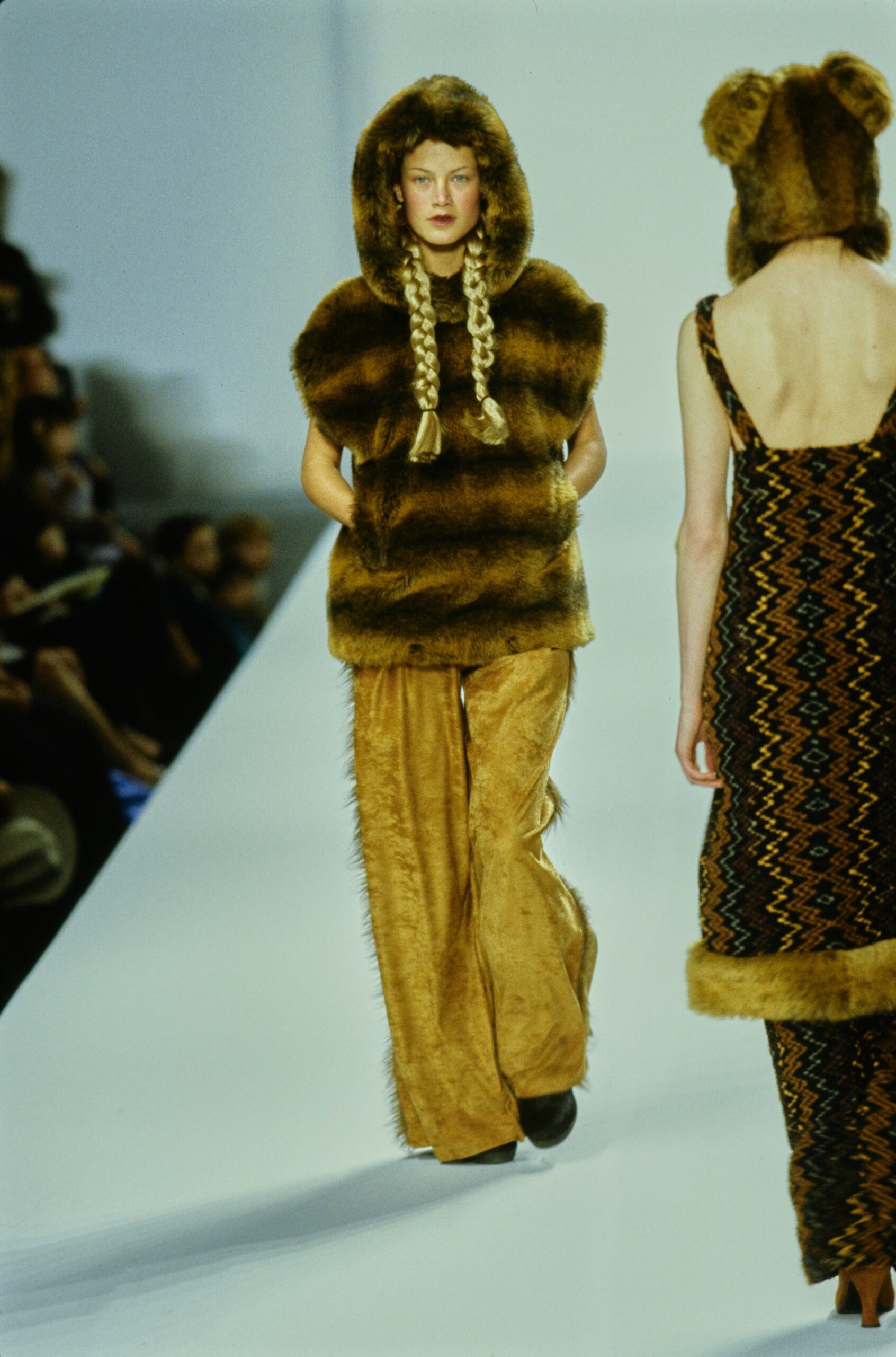 brown fur sleeveless hooded relaxed layered top