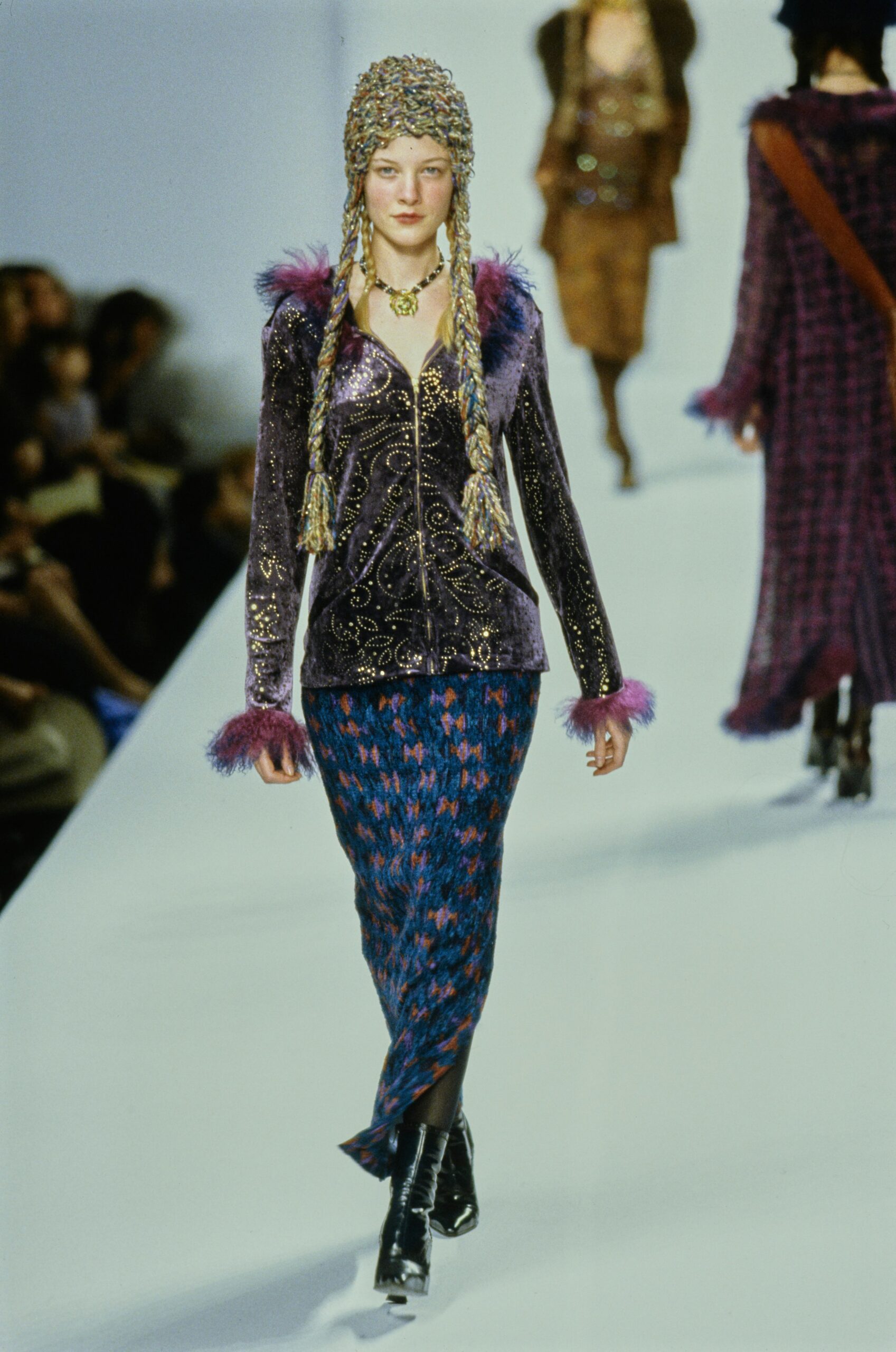 purple velvet long-sleeve collared fitted embroidered zippered jacket