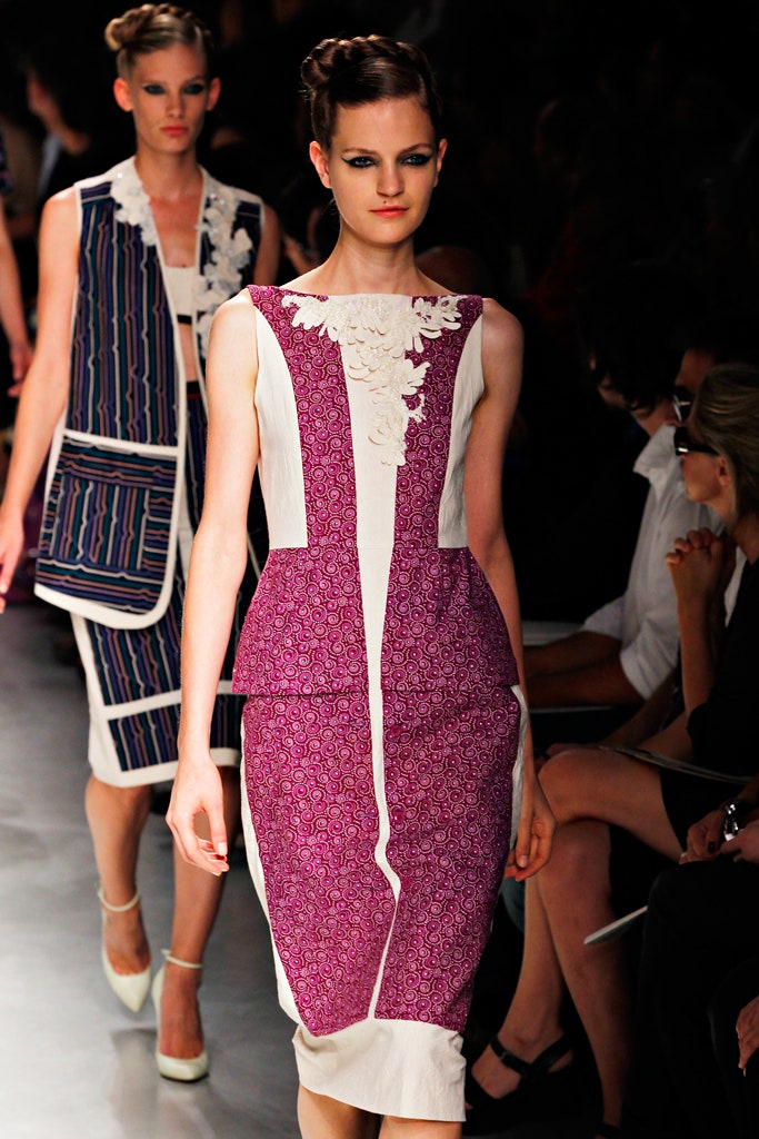 pink sleeveless v-neck fitted pleated embroidered midi dress
