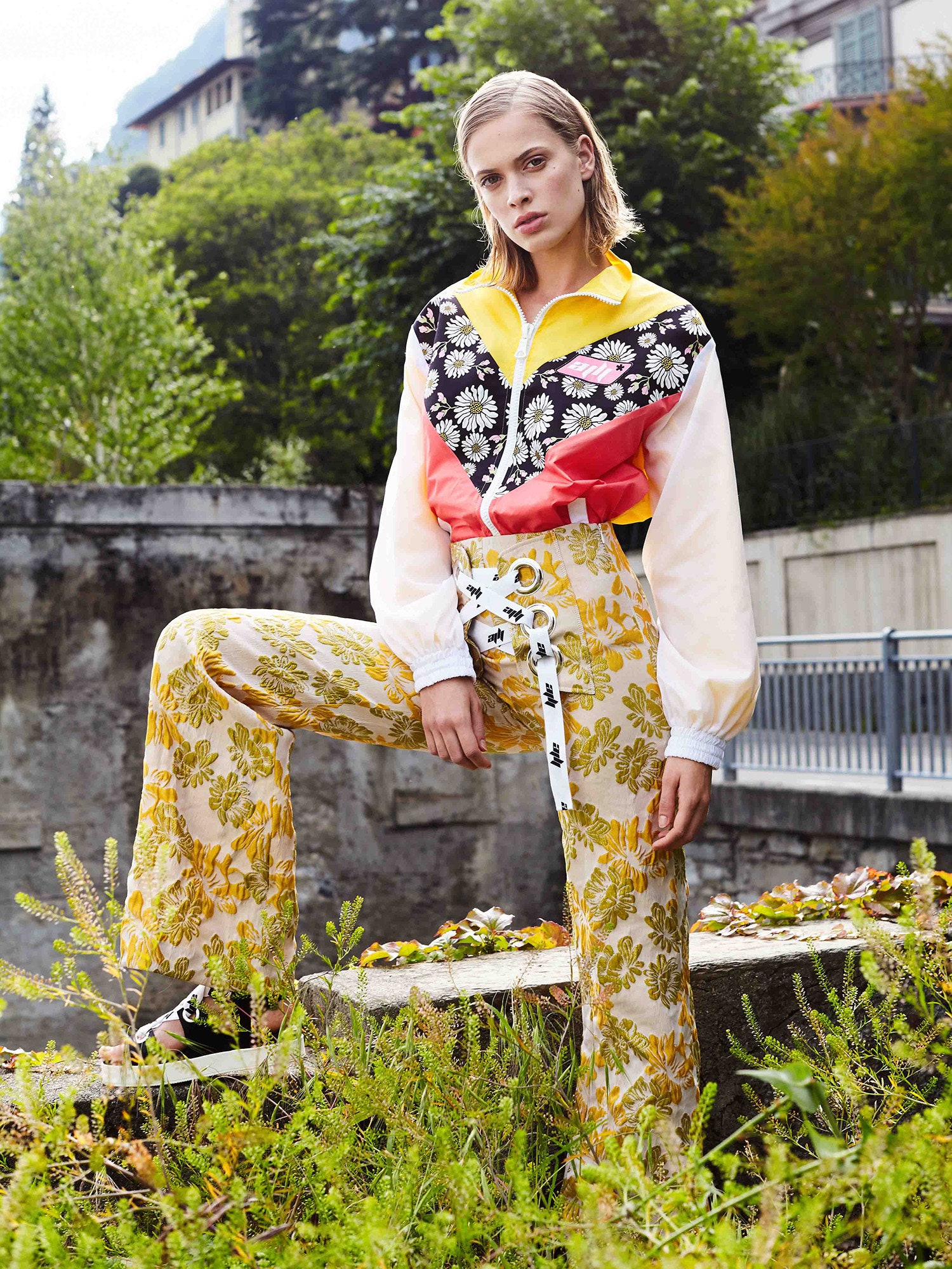color-blocked shirt with flared pants