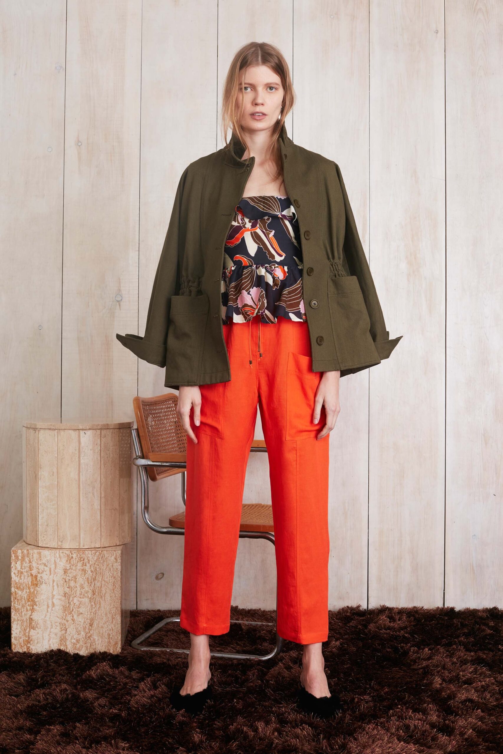 green cotton long-sleeve collared relaxed buttoned cape