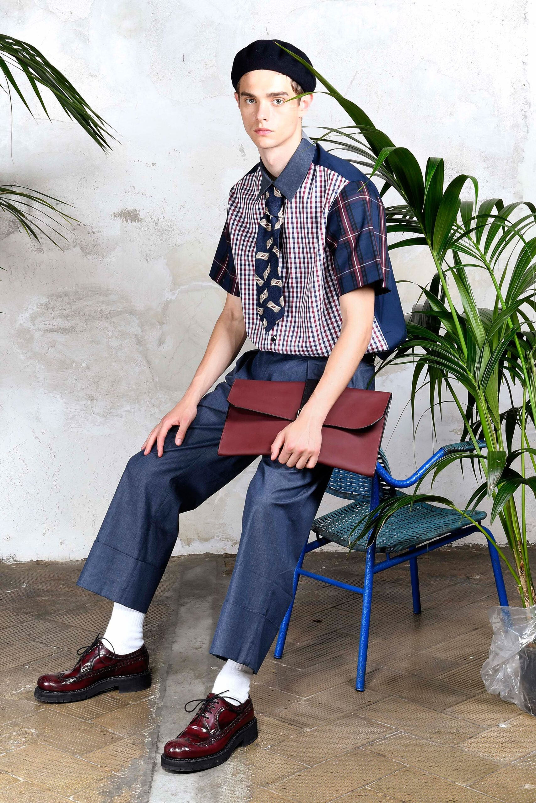 checked short-sleeve shirt with tailored pants