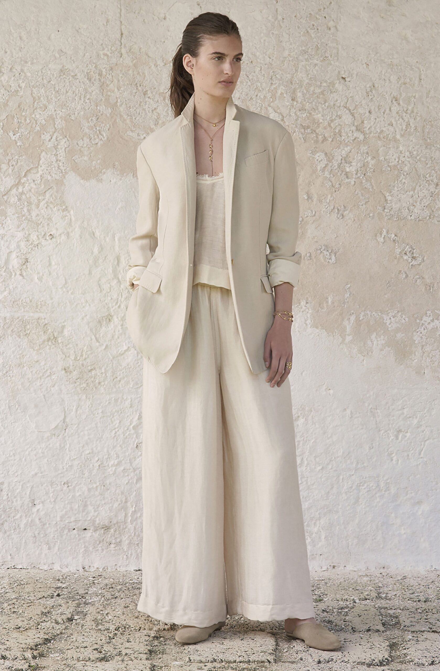 beige linen long-sleeve collared relaxed buttoned blazer