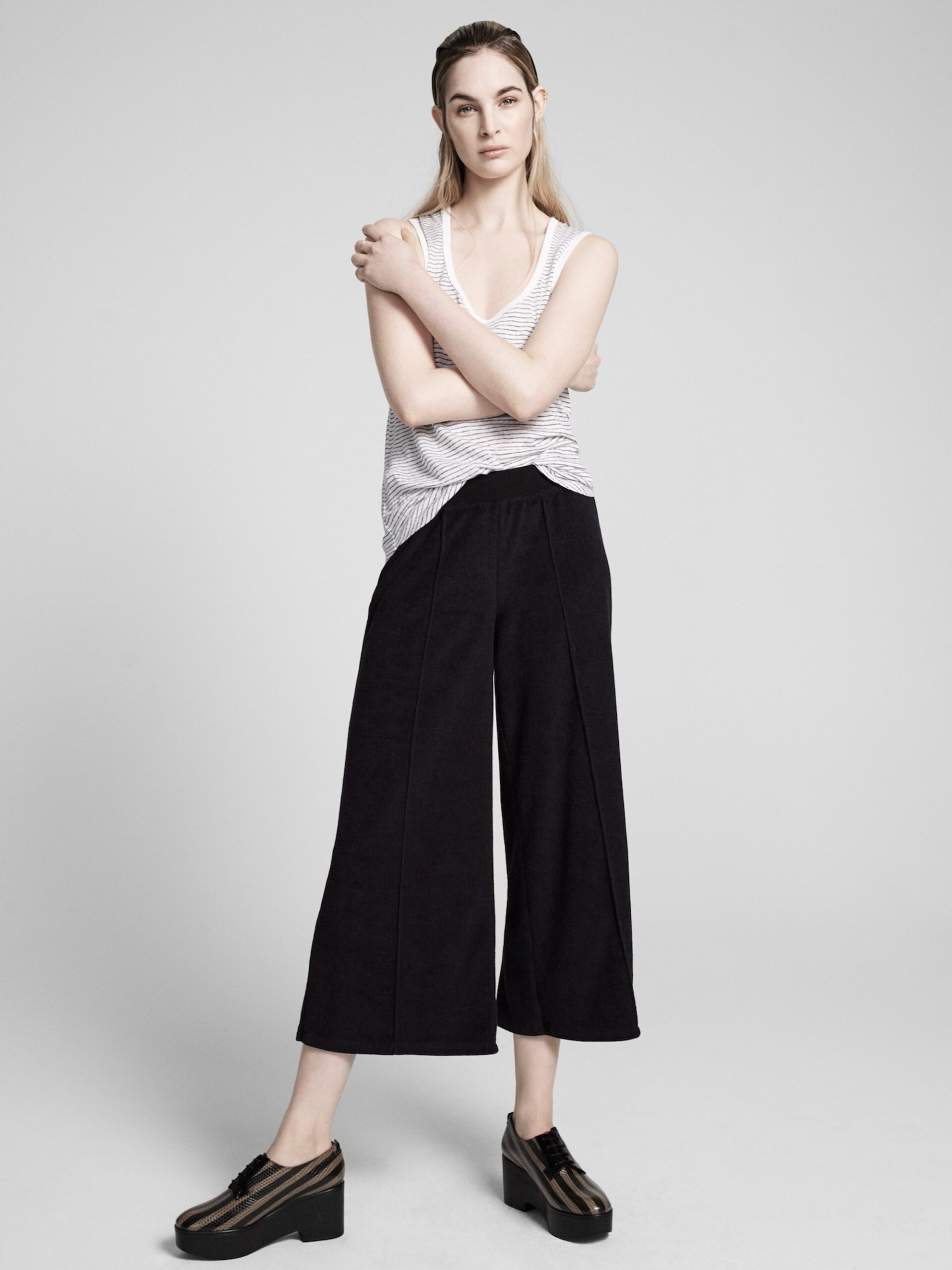 white tank-top black culottes