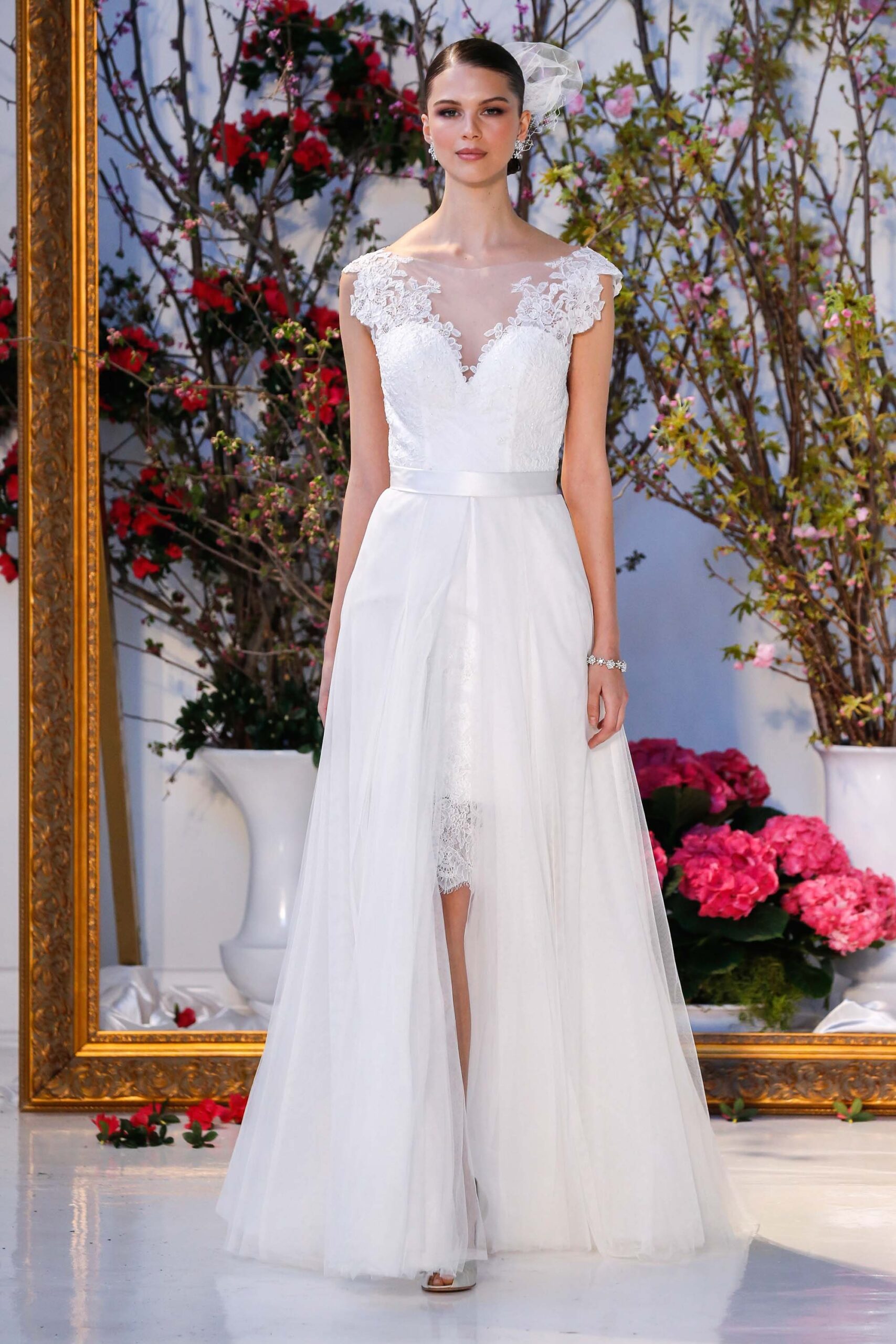 white lace sleeveless gown