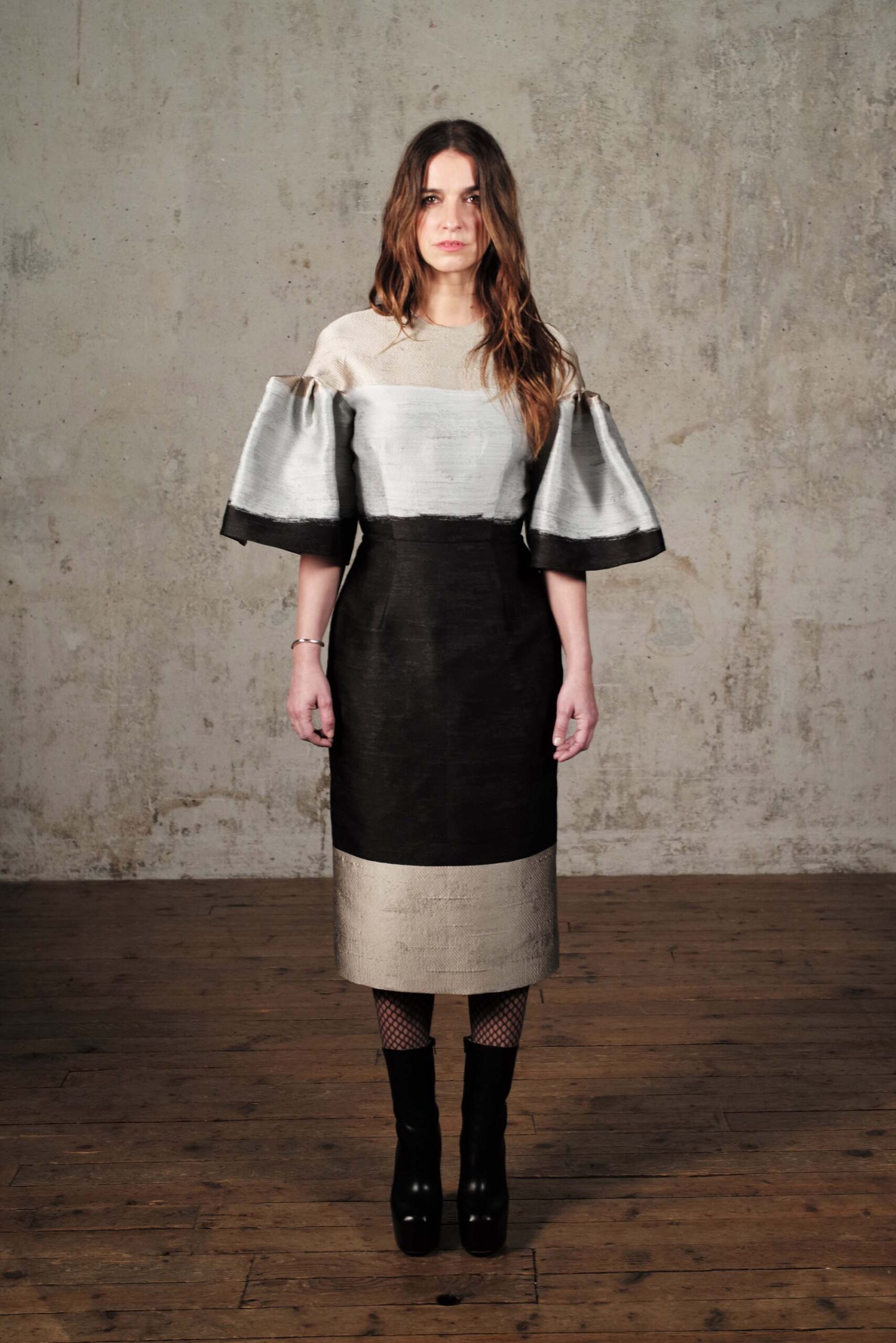 black and gray midi dress with short sleeves