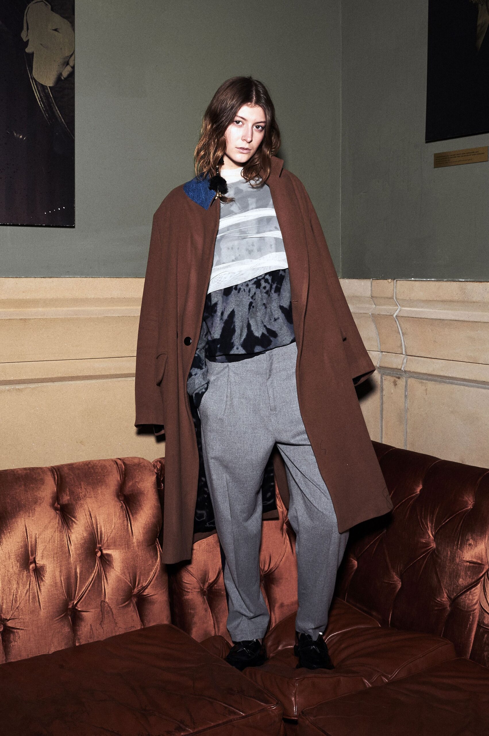 brown wool long-sleeve collared relaxed buttoned coat