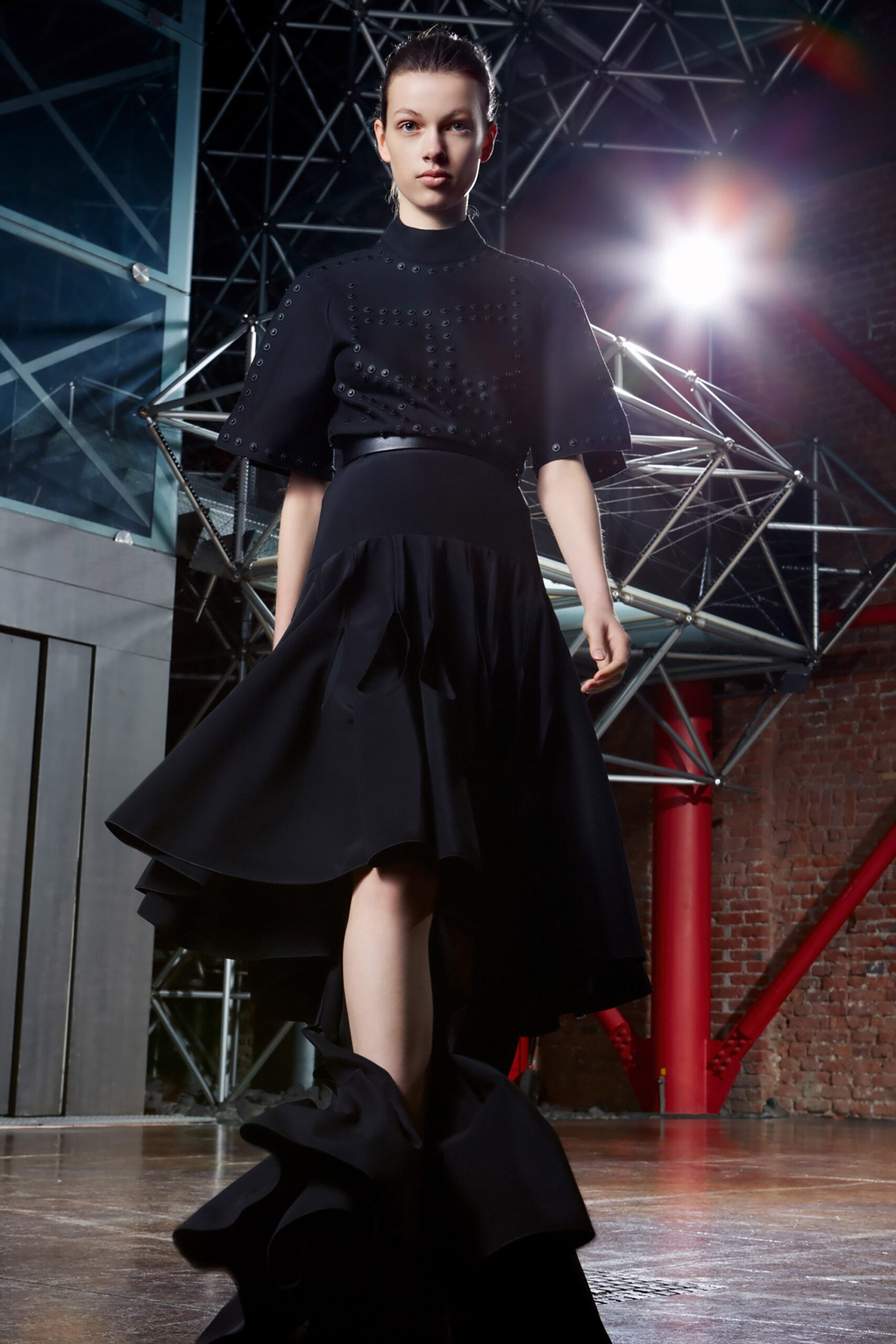 black silk short-sleeve high-neck fitted pleated top