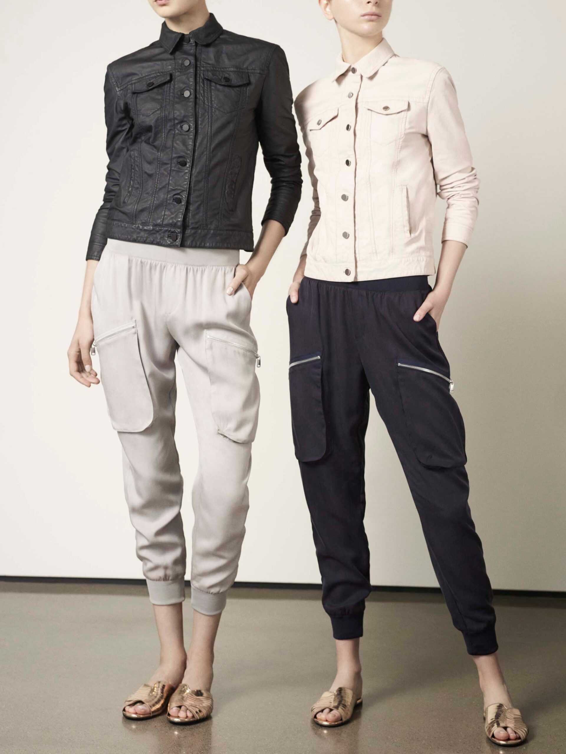 gray cotton relaxed cargo pockets pants