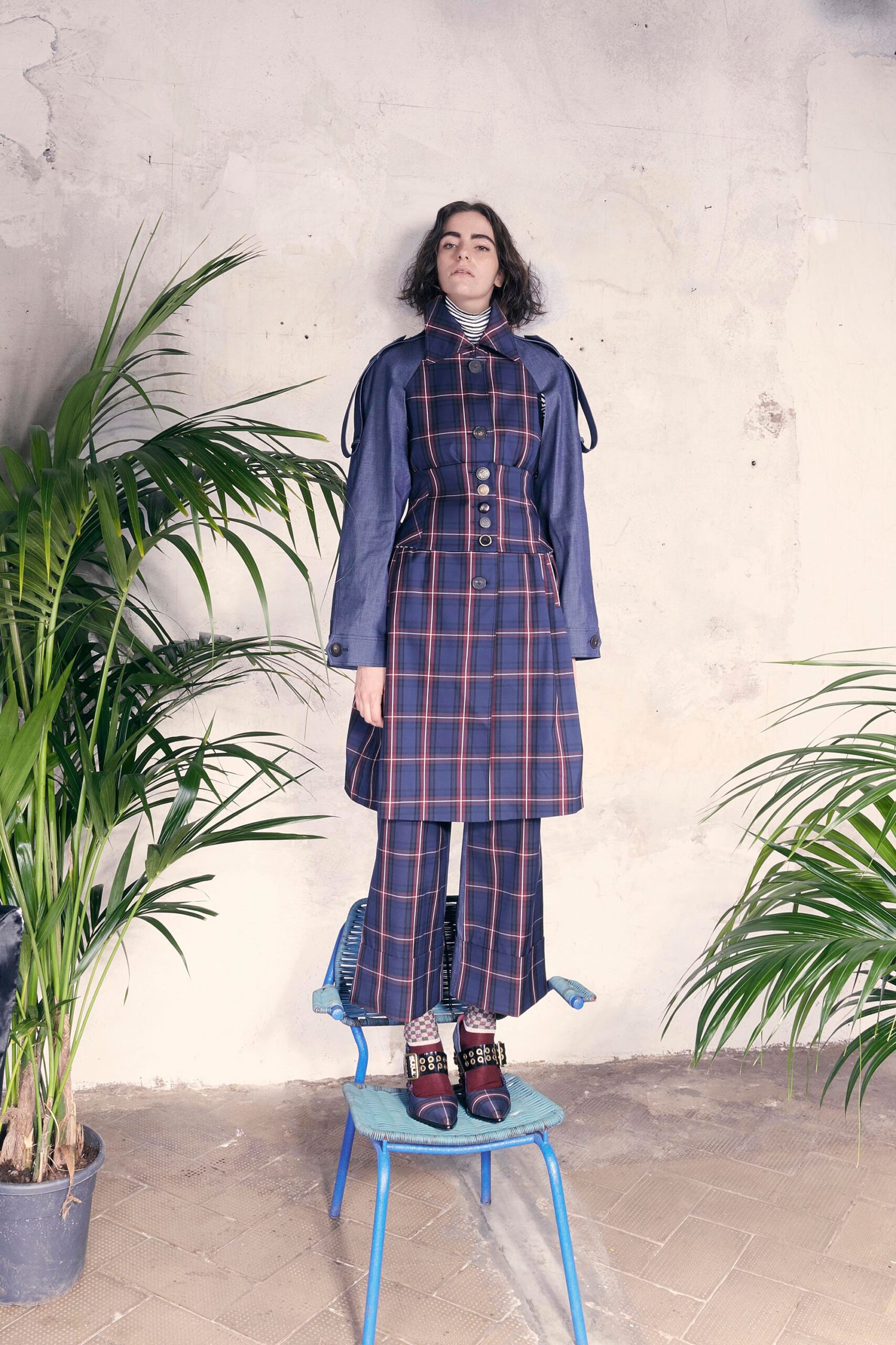 blue cotton long-sleeve collared fitted checked buttoned jacket