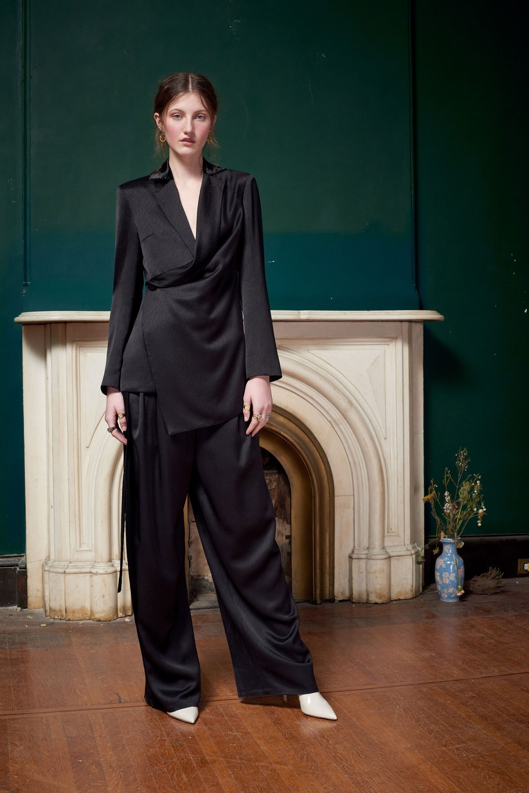 black silk long-sleeve v-neck fitted draped shiny blazer