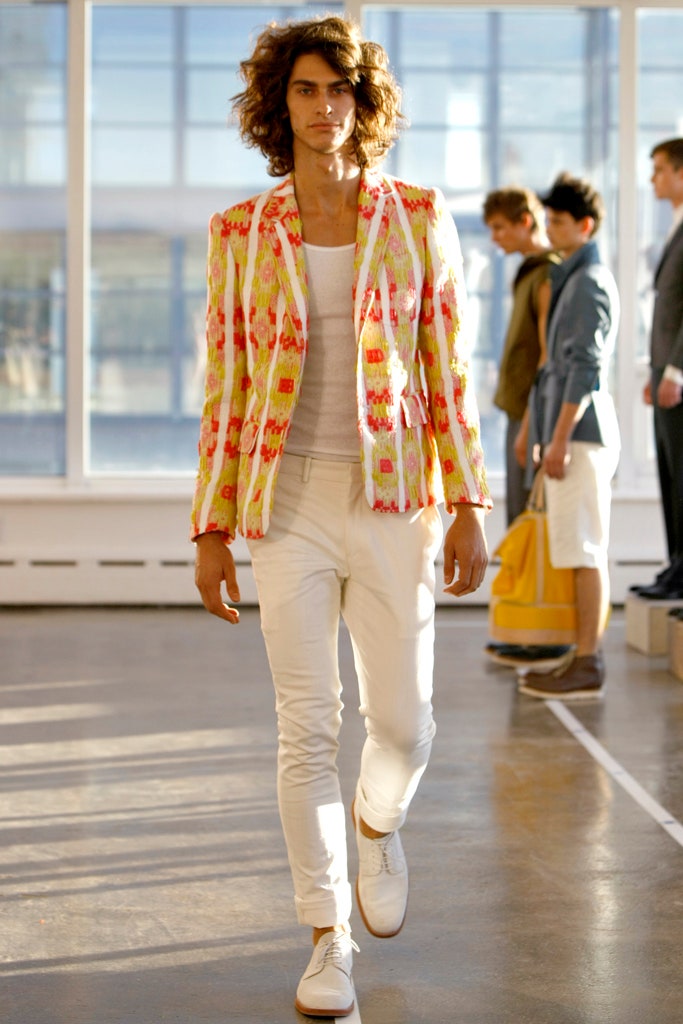 floral tailored blazer with white pants