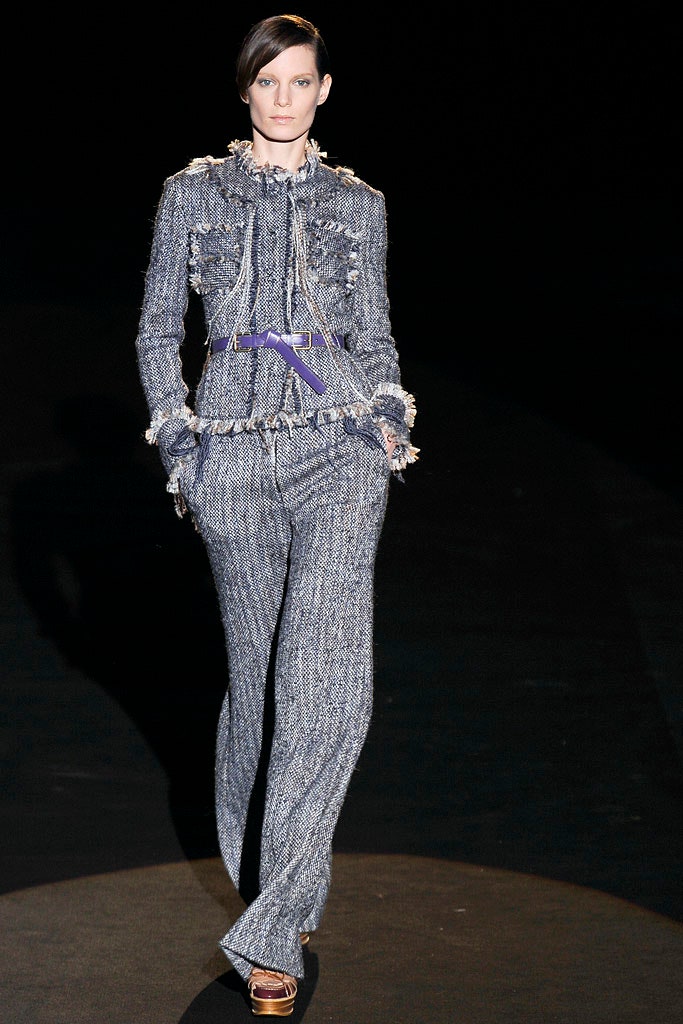 blue tweed long-sleeve collared tailored buttoned pockets suit