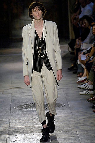 black unknown sleeveless v-neck tailored pinstriped buttoned vest