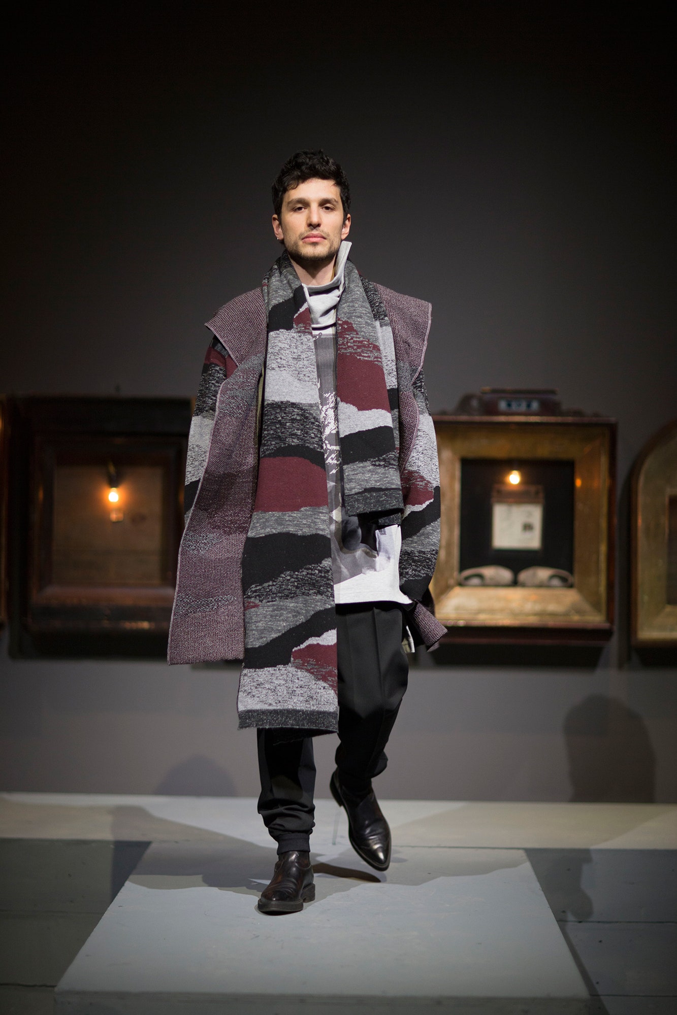 gray wool long-sleeve oversized layered coat