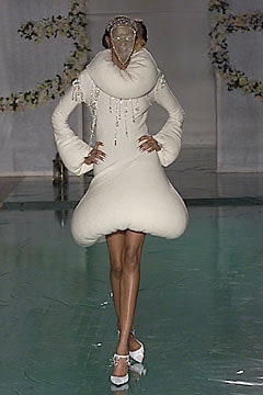 white fitted long-sleeve dress