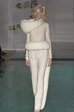 white fitted long-sleeve dress