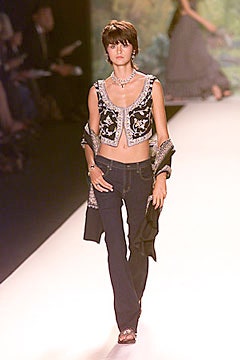 black and white embroidered top with jeans