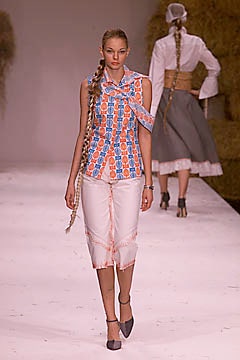 blue cotton sleeveless collared fitted printed top