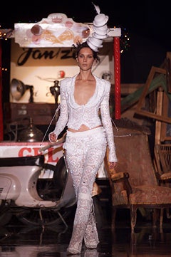 white lace long-sleeve v-neck fitted embroidered jacket