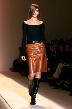 black fitted top brown leather skirt