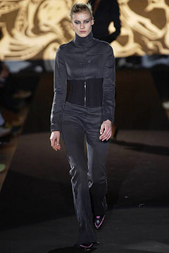 black fitted jacket and pants