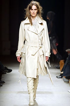 Ann Demeulemeester F/W 02 Look 125