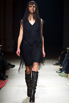 Ann Demeulemeester F/W 02 Look 222