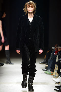 Ann Demeulemeester F/W 02 Look 225