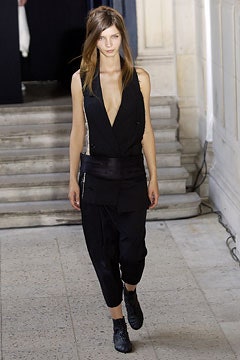 black fitted sleeveless jumpsuit