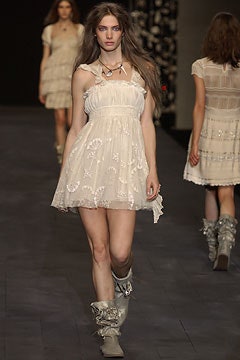 Anna Molinari S/S 04 Look 211