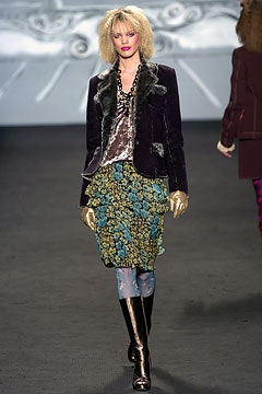 purple velvet long-sleeve collared tailored buttoned blazer