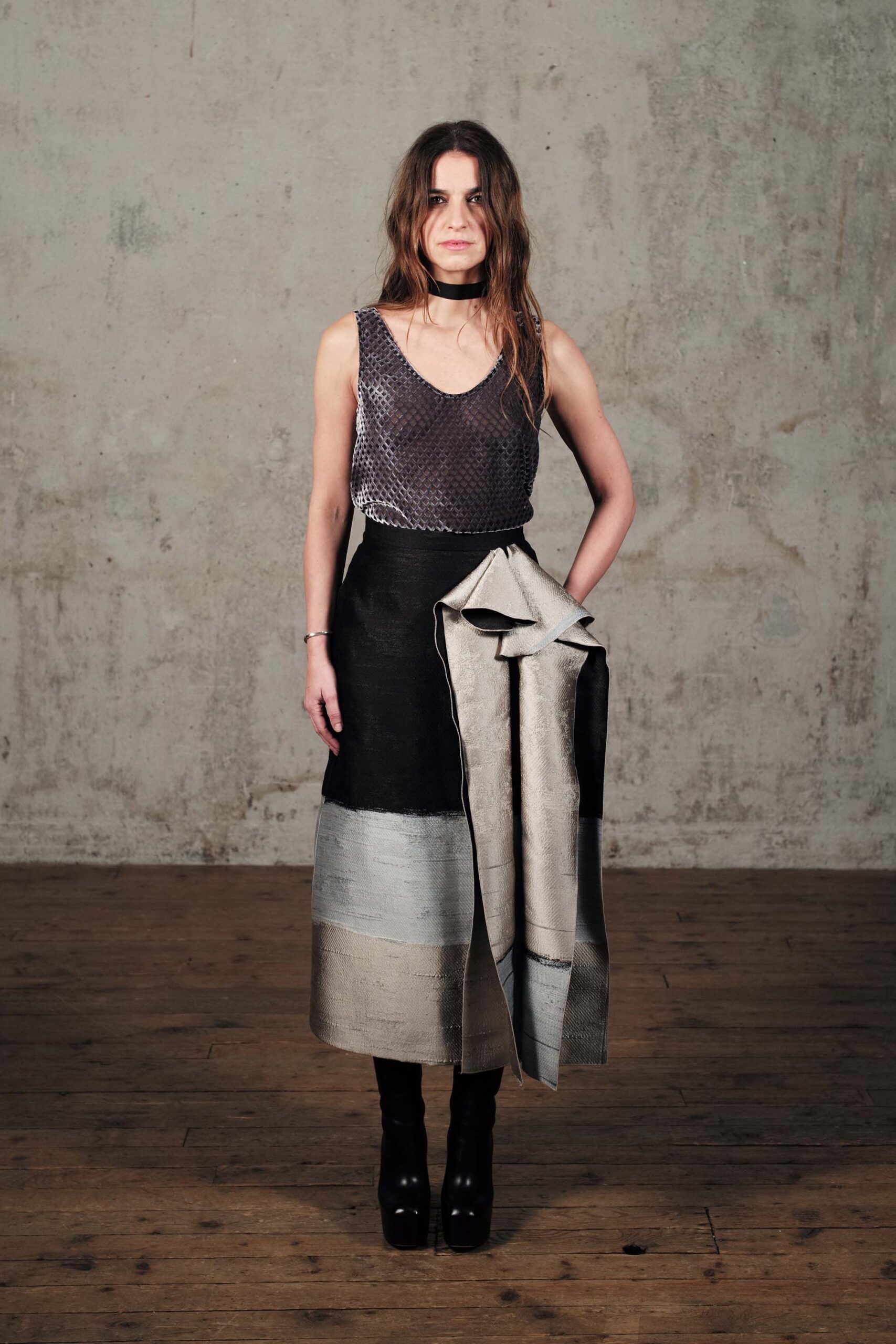gray silk sleeveless v-neck fitted textured top