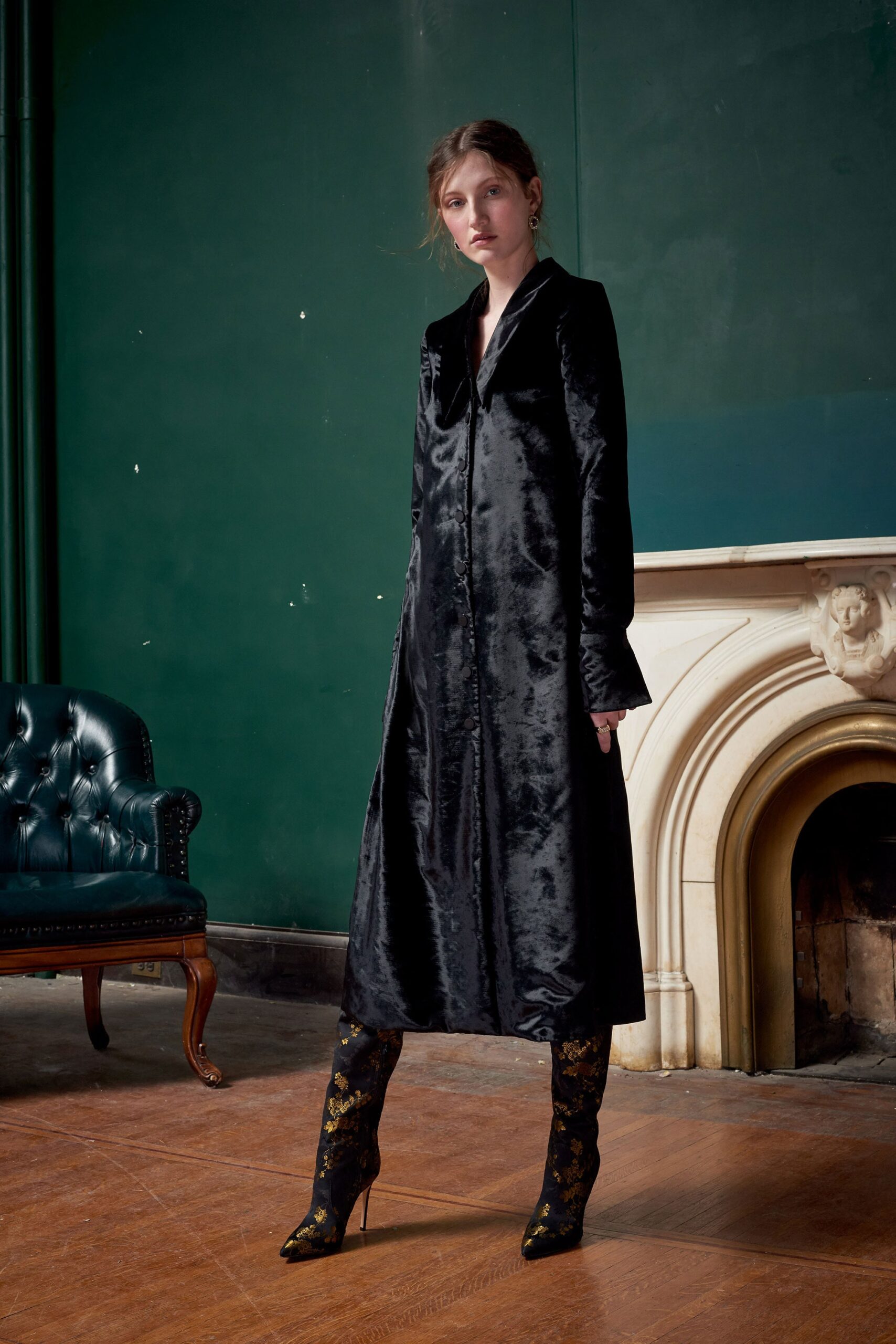 black velvet long-sleeve collared fitted buttoned shiny coat