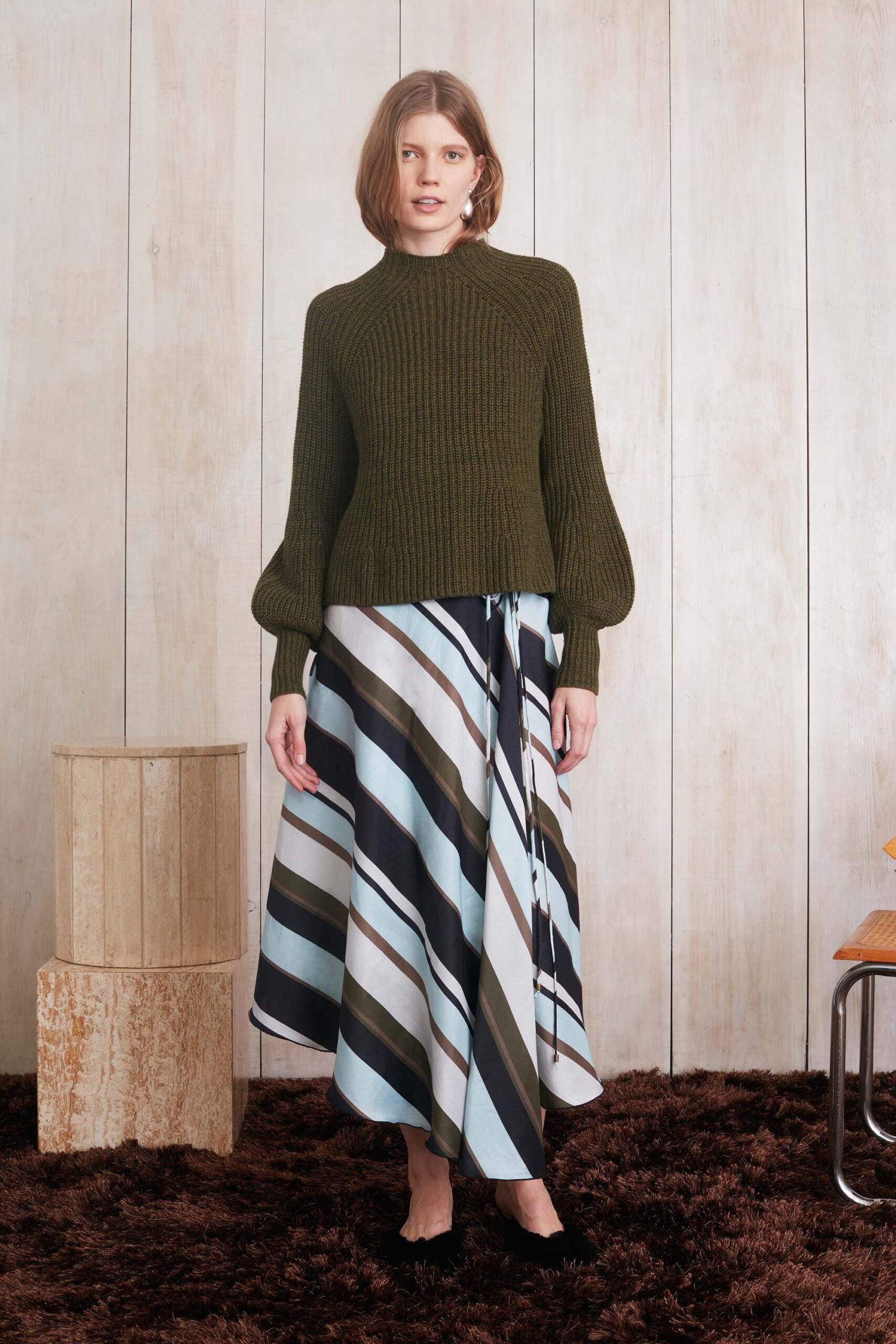 green wool fitted top with midi skirt