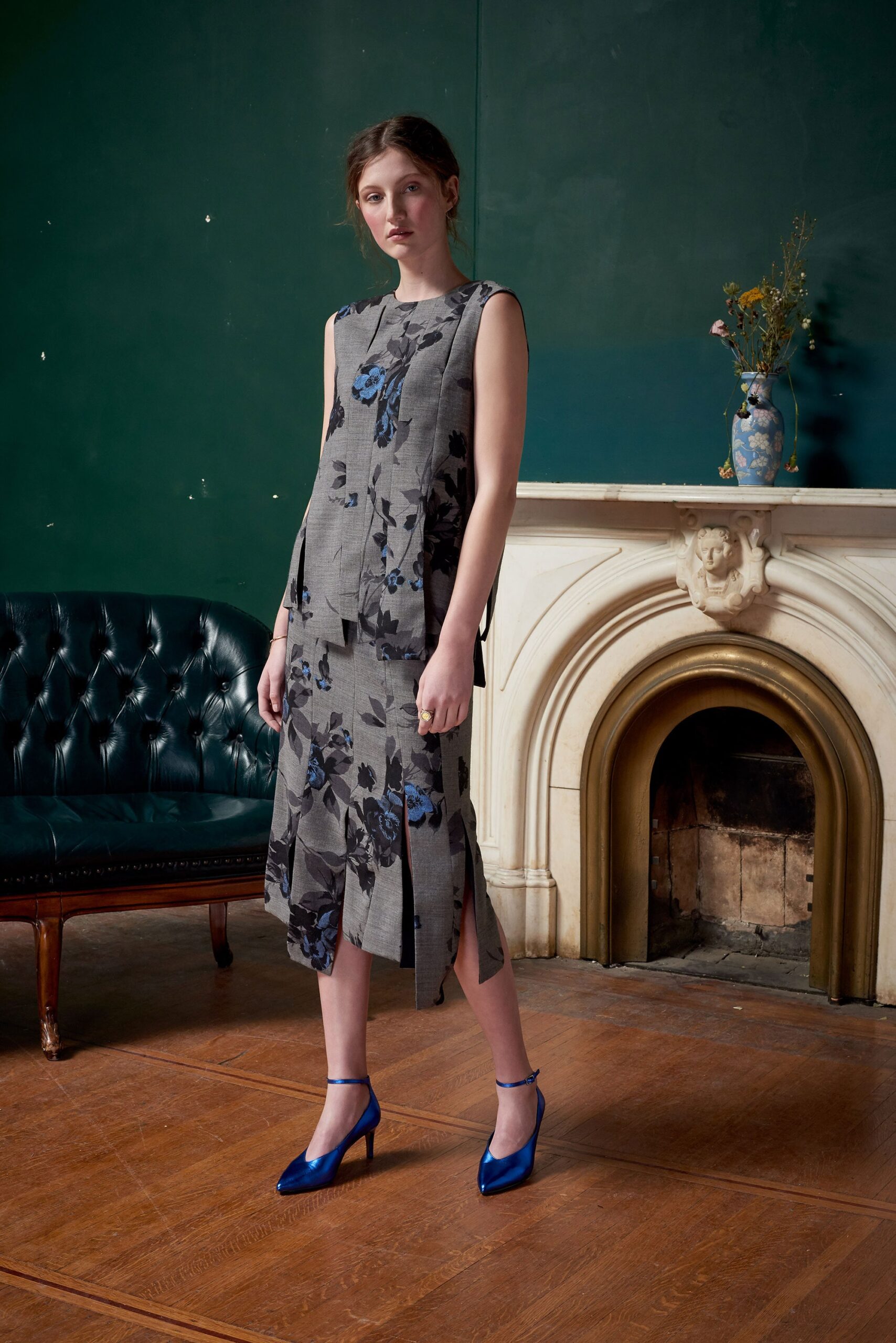 gray cotton sleeveless high-neck fitted flared printed dress