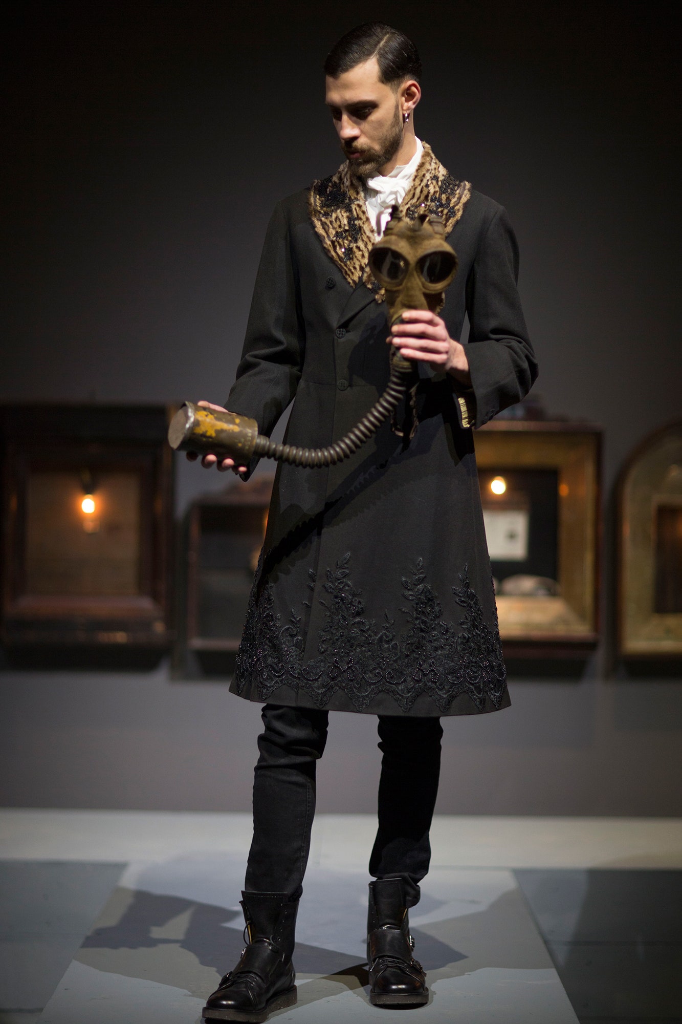 black wool long-sleeve collared fitted embroidered midi coat