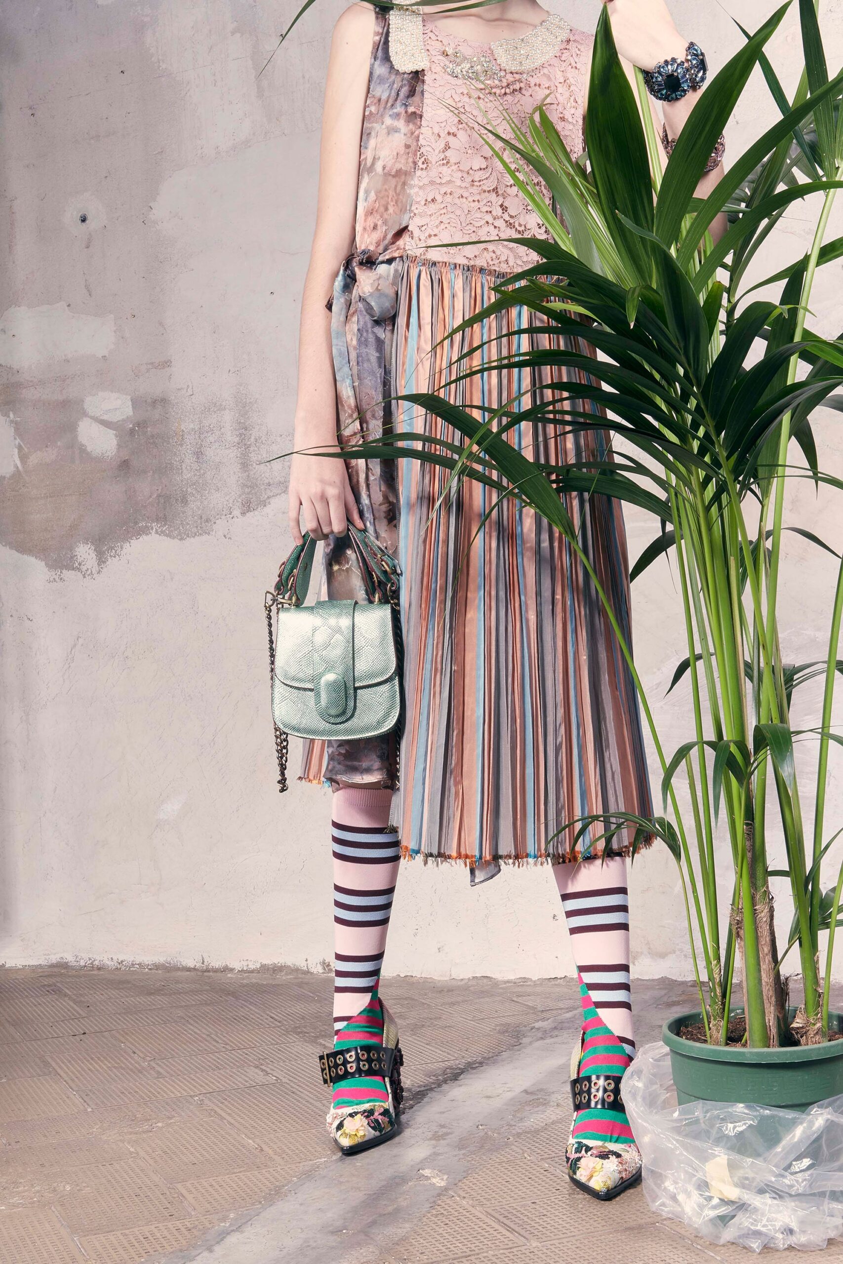 white cotton fitted striped leggings