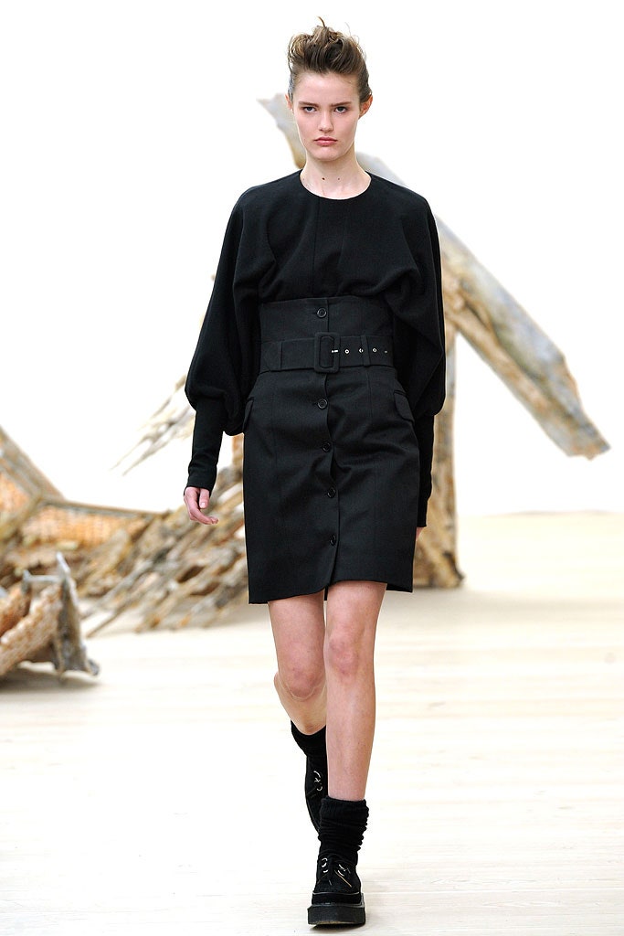 black fitted mini dress