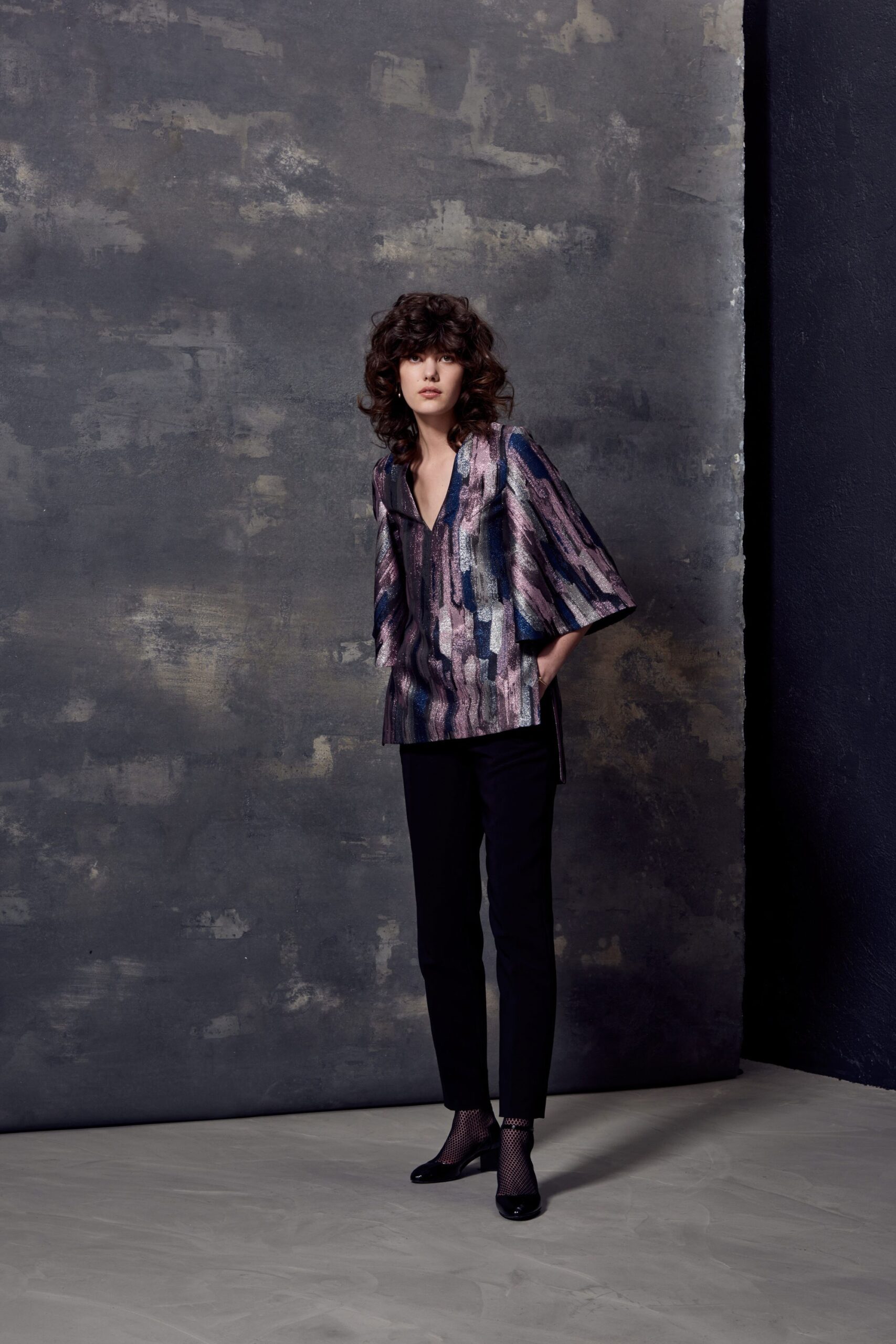 relaxed printed top with slim pants