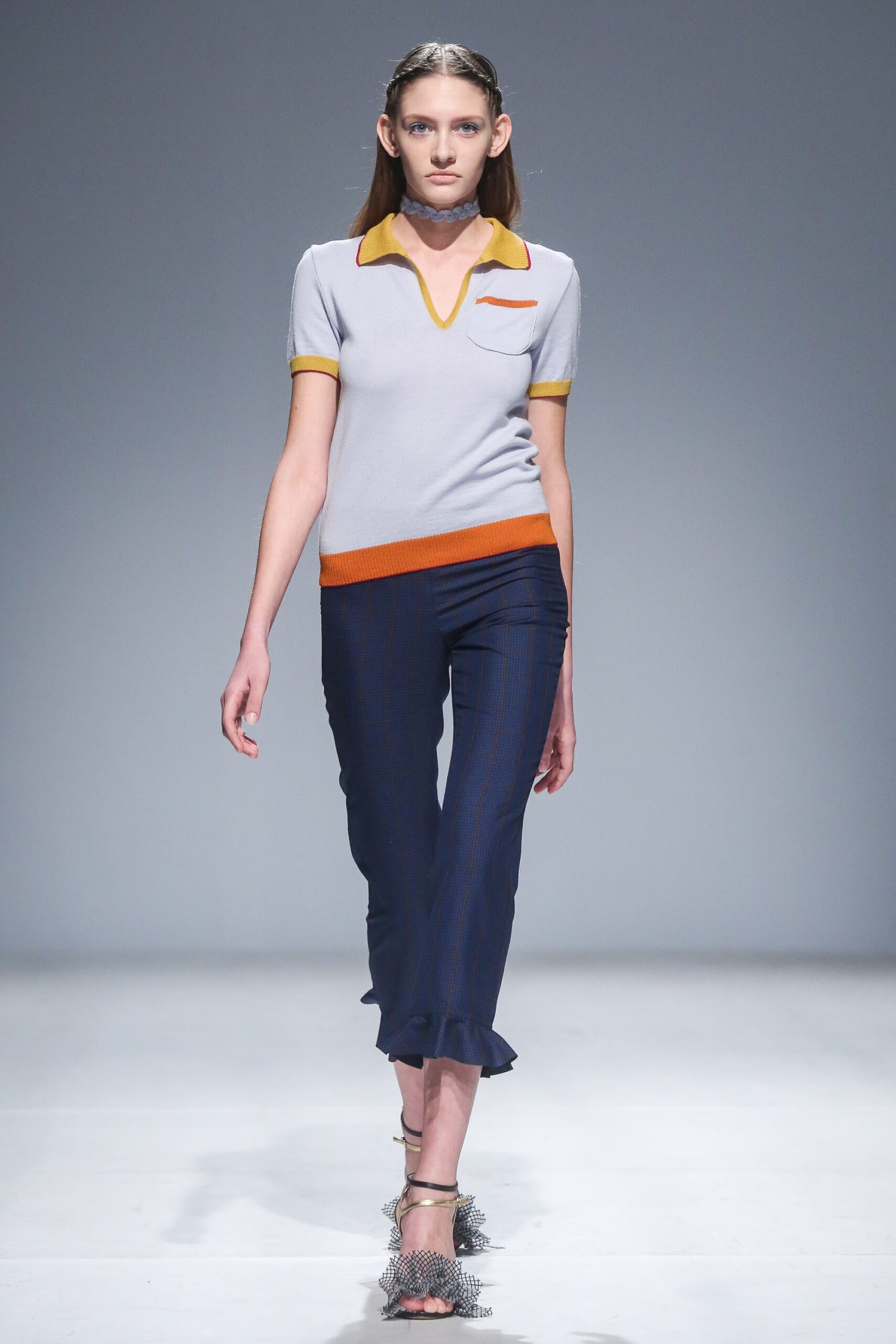 fitted color-blocked top and tailored pants