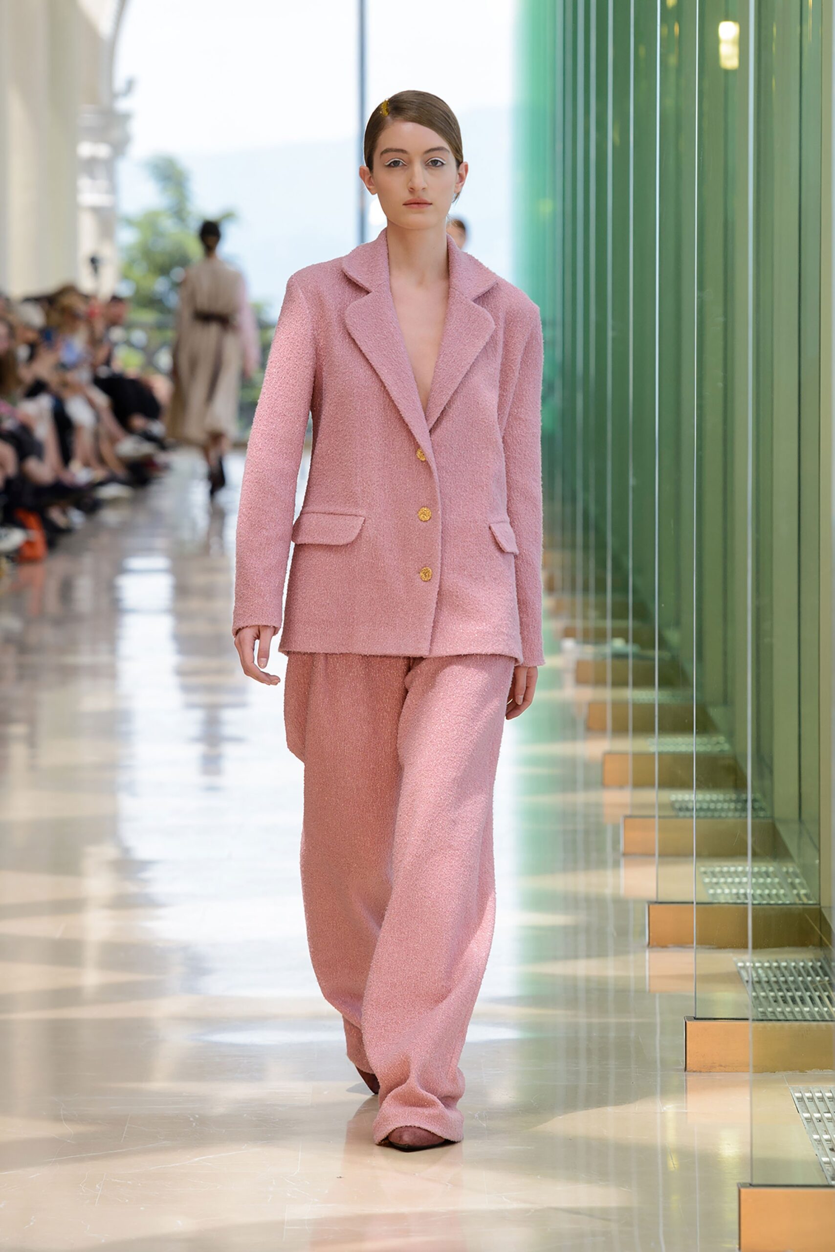pink wool long-sleeve collared tailored buttoned blazer
