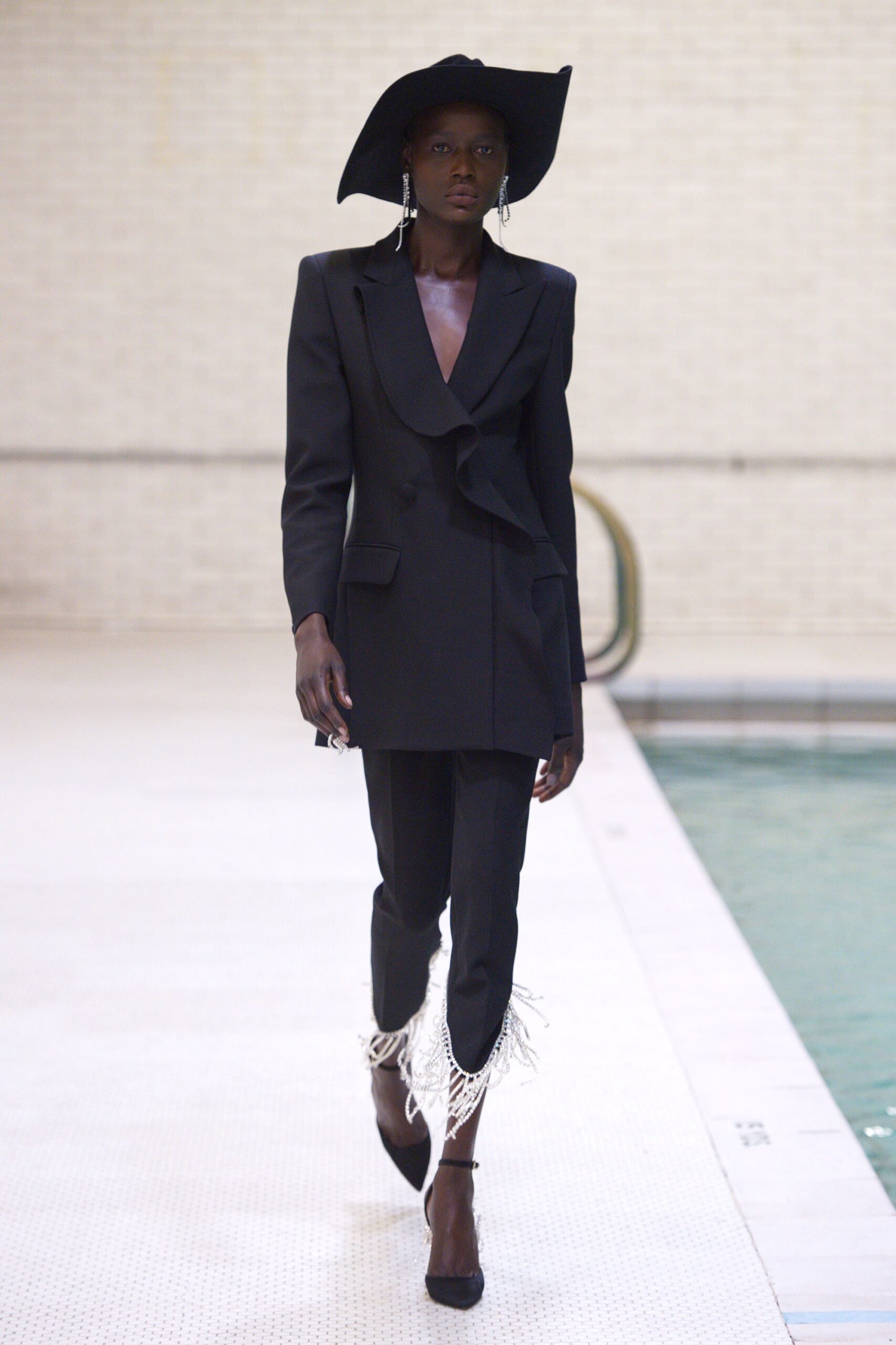 black wool long-sleeve v-neck tailored ruffled blazer